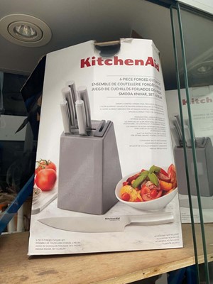 Lot 3253 - Kitchen Aid knife block and knife set
