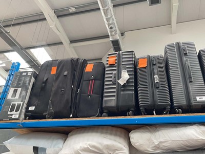 Lot 3273 - 5 mixed style suitcases