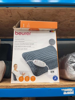 Lot 3278 - 4 heated cushions plus heat pad