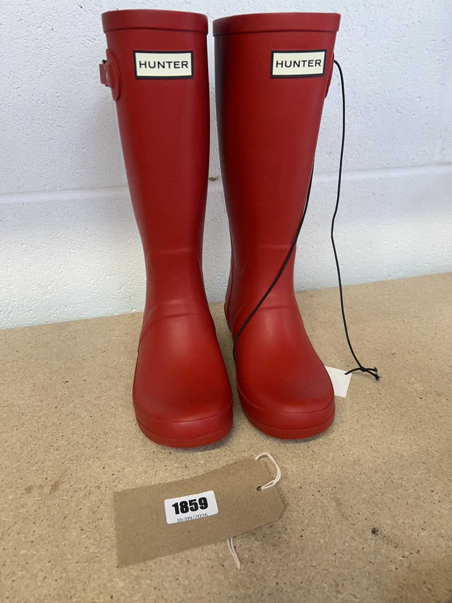 Lot Hunter cascade side wellies in red junior size...