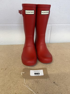 Lot Hunter cascade side wellies in red junior size...
