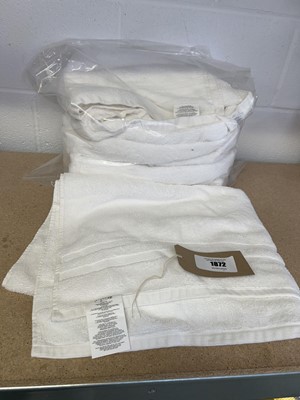 Lot Approx. 6 white bath towels by Grandeur