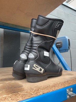 Lot 4638 - Pair of Sidi black leather motorcycle boots