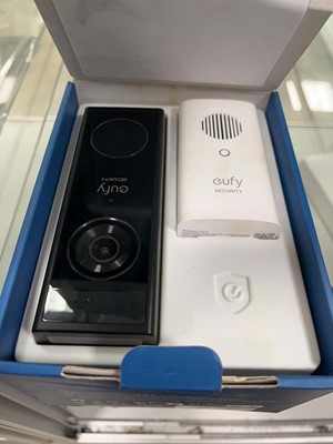 Lot 2352 - Eufy doorbell and chime