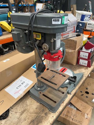 Lot 4688 - P-Performance 240v bench drill and compound...