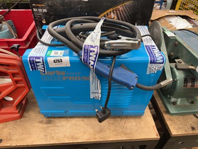 Lot 4753 - Clarke Weld mig welder 240v