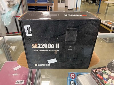 Lot 2397 - SE 220 A studio condenser microphone