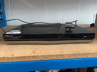 Lot 2442 - Samsung 3D Blue-Ray player with remote control