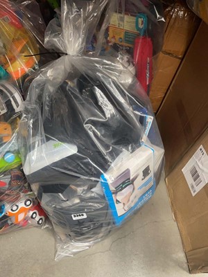 Lot 3360 - Bag of medical ware including arm sleeves,...
