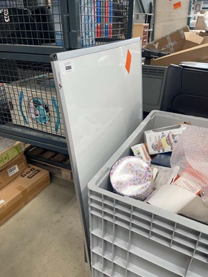 Lot 3365 - Whiteboard