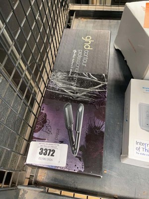 Lot 3372 - GHD Contour hair crimpers