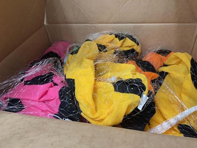 Lot 3386 - Box of megaballs