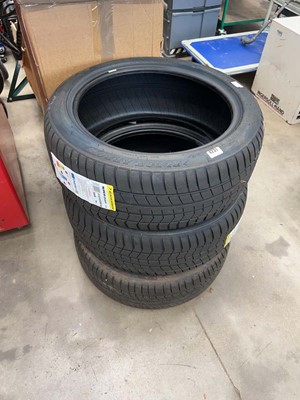 Lot 4231 - Steel wheel plus 2 tyres 235.45ZR18