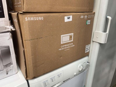 Lot 3477 - Samsung microwave oven