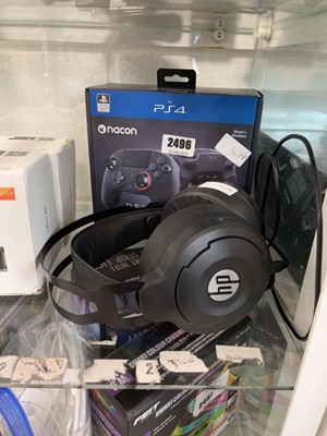 Lot 2496 - Nacon PlayStation4 controller & pair of HP...