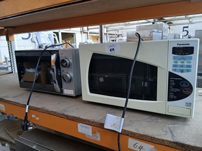 Lot 674 - 2 domestic microwave ovens