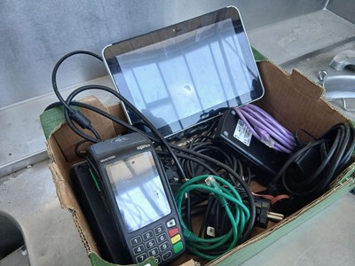 Lot 703 - HP Elite Pad tablet, Move 5000 Card reader and...