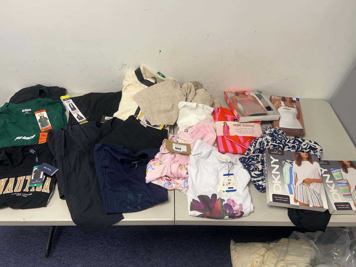 Lot 3650 - Women's Clothing of various styles and sizes,...