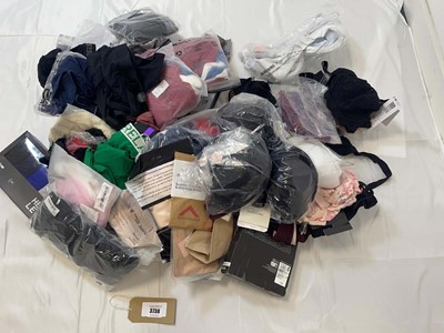 Lot 3738 - Mixed underwear