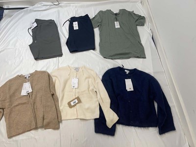 Lot 3759 - Reiss & Other Stories clothing