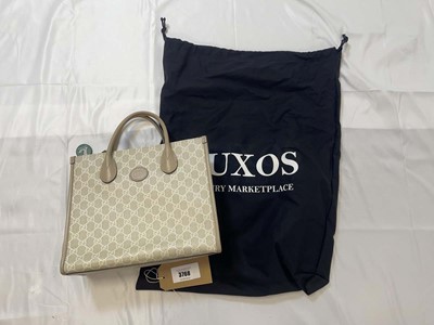 Lot 3768 - Gucci monogram handbag in beige (signs of wear)