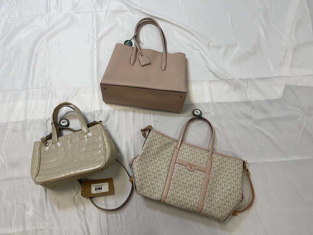 Lot 3769 - 3x Handbags to include Kate Spade, Michael...