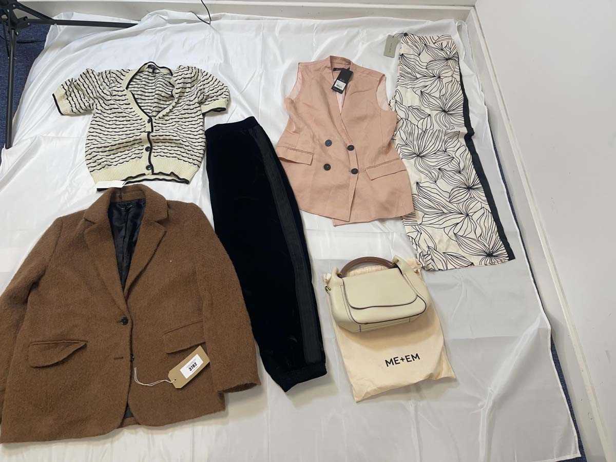 Lot 3782 - Mint Velvet & ME+EM clothing