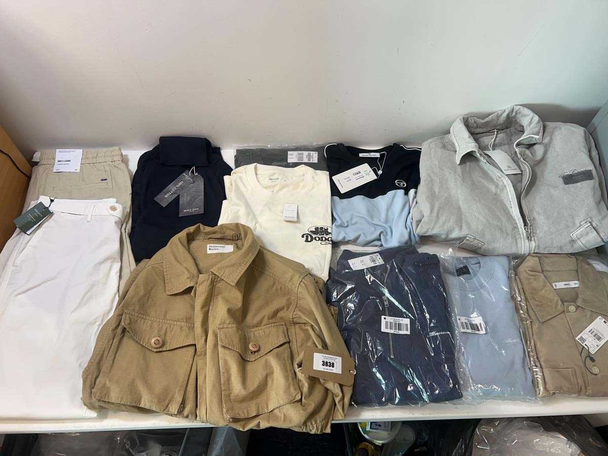 Lot 3838 - Men's clothing Universal Works, Hackett,...