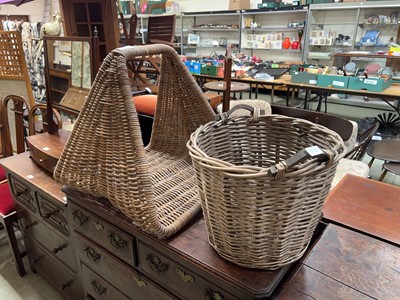 Lot 72 - Wicker log trug and wicker log basket