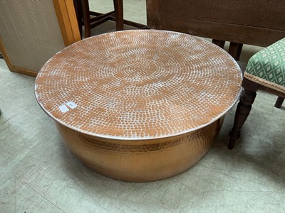 Lot 83 - Beaten copper decorative coffee table