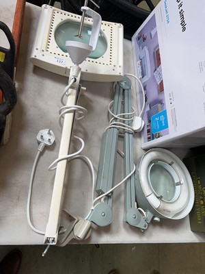 Lot 127 - 2 illuminated magnifiers with bench clamps