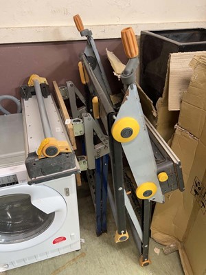 Lot 169 - A Draper Expert clamp and Workmate and tile...