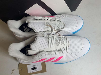 Lot 3799 - Adidas UK12 court flight trainers in white /...