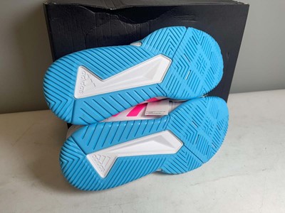 Lot 3799 - Adidas UK12 court flight trainers in white /...