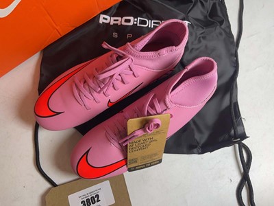 Lot 3802 - Nike UK4 superfly 10 club football boots in...