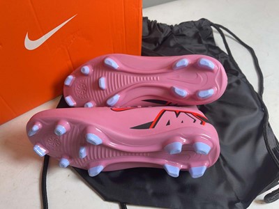 Lot 3802 - Nike UK4 superfly 10 club football boots in...