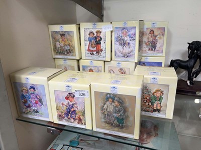 Lot 326 - Twelve boxed Leonardo Collection Cristals...