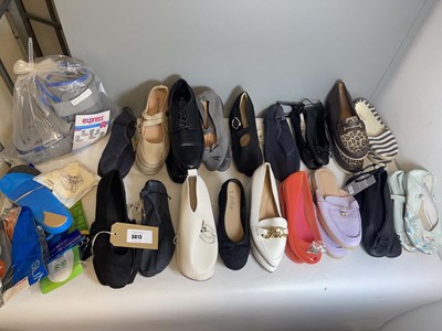 Lot 3813 - 18x Pairs of shoes to include Hotter, Lilley,...