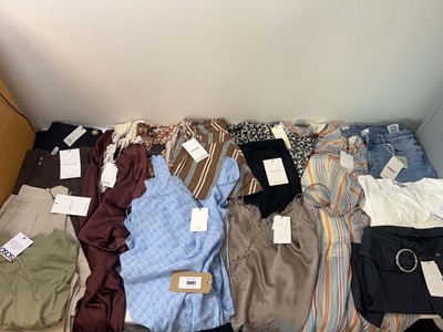 Lot 3861 - Ladies clothing MNG, Topshop, Stradivarius,...