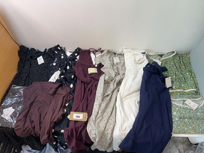 Lot 3868 - Nobody's Child clothing