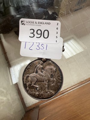 Lot 390 - WWI medal 1914-1918