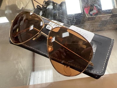 Lot 393 - Pair of vintage Ray-Ban sunglasses
