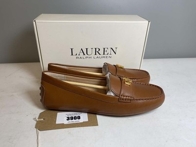 Lot 3900 - Lauren Ralph Lauren UK6.5 barnbury polo tan...