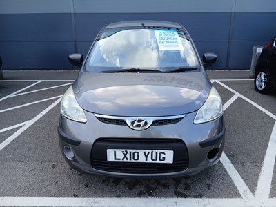 Lot 2010 Hyundai i10 Classic 5-door hatchback