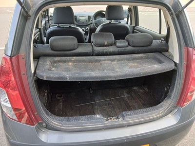 Lot 2010 Hyundai i10 Classic 5-door hatchback