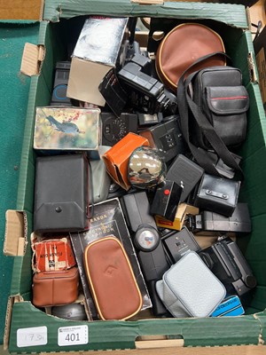 Lot 401 - Tray of various vintage camera accessories and...