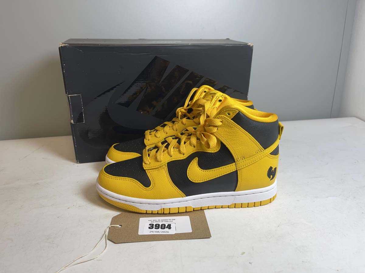 Lot 3904 - Nike UK5 dunk hi retro PRM trainers in black /...