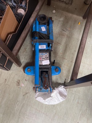 Lot 419 - Blue 2 ton trolley jack