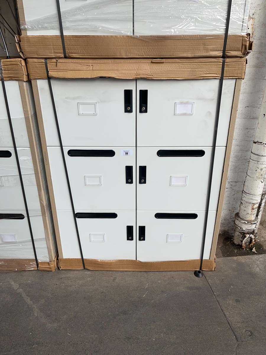 Lot 33 - 100cm 6 door locker in grey
