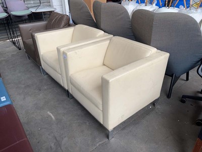 Lot 65 - A pair of Walter Knoll 'Foster 500 Range'...